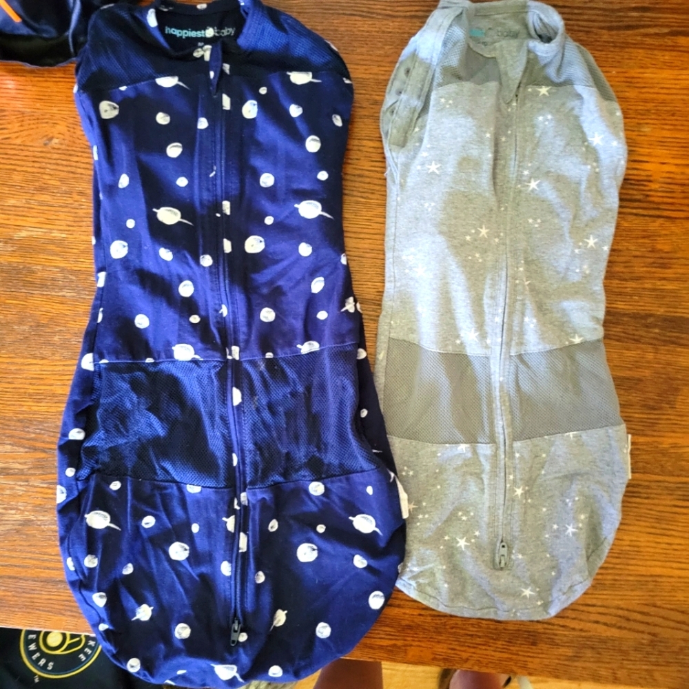 2 Happiest Baby Swaddles